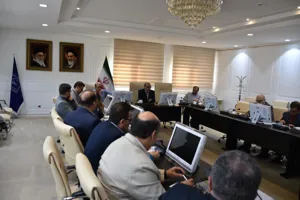 جلسه رئیس دانشگاه با روسای شبکه های بهداشتی ودرمانی